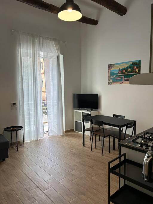 Casa Sandrili First, Station * Naples